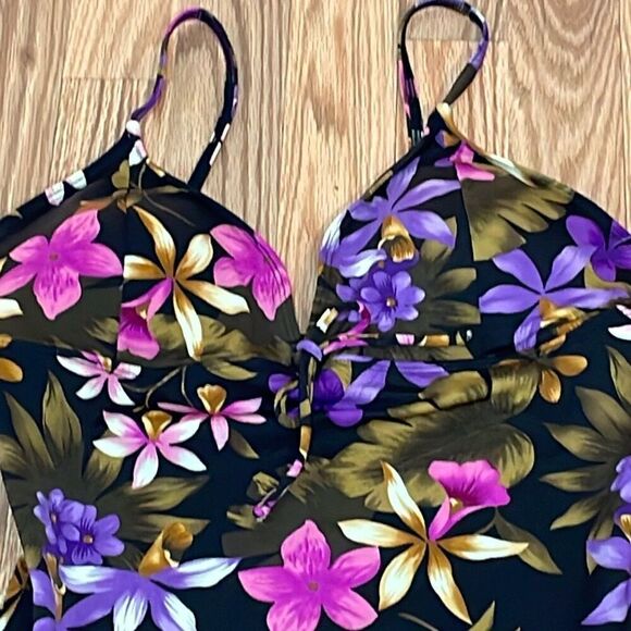 Vintage Beach Cabana Floral one piece Swimsuit, Medium Large - Picture 3 of 10